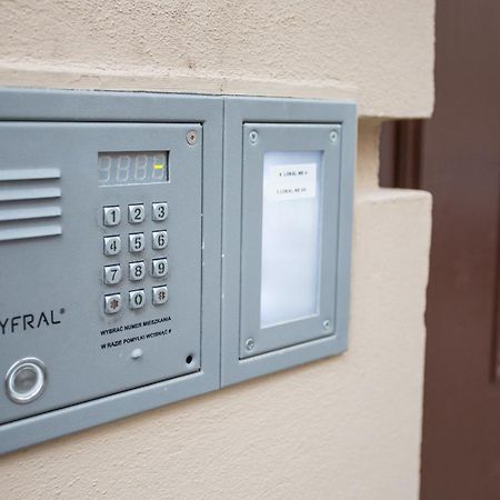Metropolis Apartment Torun Exterior photo